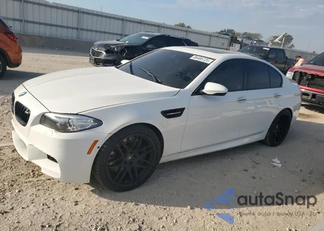 2014 BMW M5 from USA, damaged, VIN WBSFV9C59ED593244